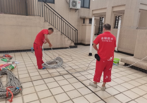 廣州富力君悅大酒店屋面施工